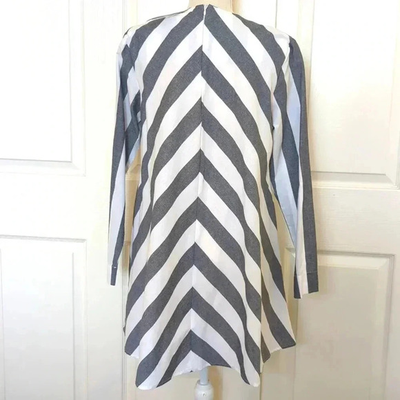 Toit Volant Stripe Shift Cotton Dress - Picture 5 of 7
